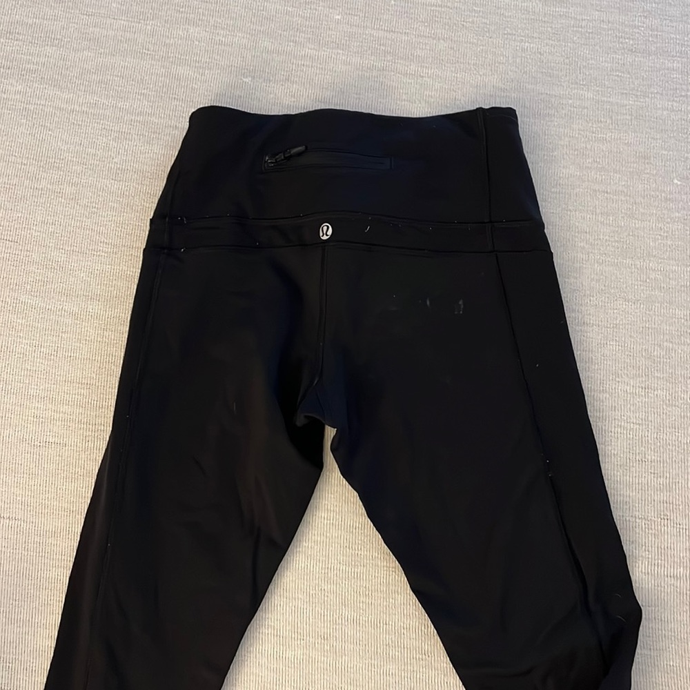 Black lululemon full length leggings